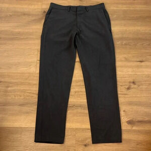 JM Haggar | 36 x 32 Mens size dark gray dress pants/slacks subtle stripe stretch